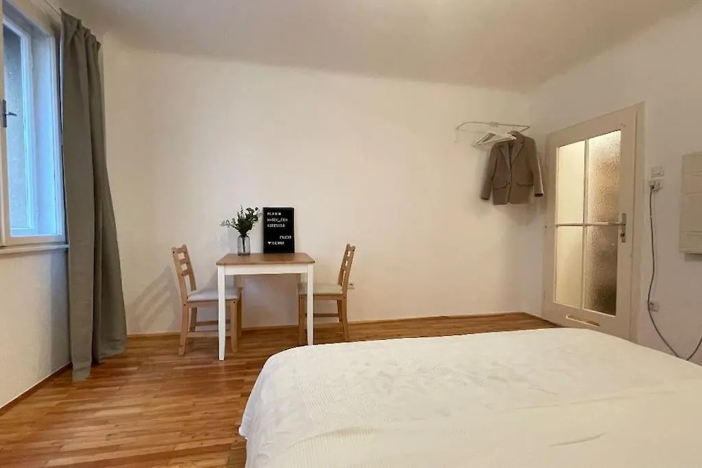 Mariahilfer Street Apartment Vienna